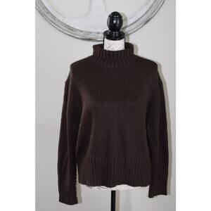 Ann Taylor women’s Brown Sweater Size M